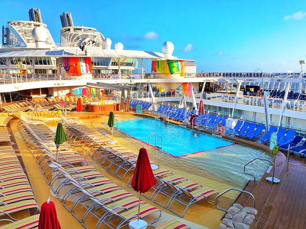 Symphony of the seas poolside