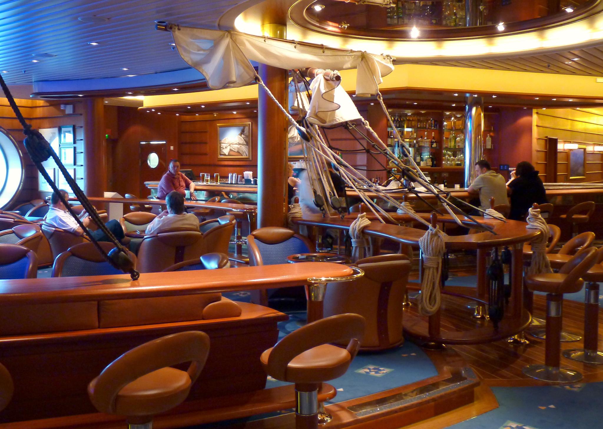 Independence of the Seas The Schooner Bar Independence of the Seas The Schooner Bar